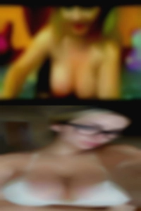 25yo amateur wife swapping blk male 290lbs.