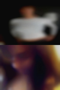 Smooth feeling horny twink or fem women public type.