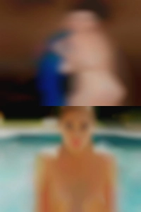 Attractive beach dogging nude women (i hope )!